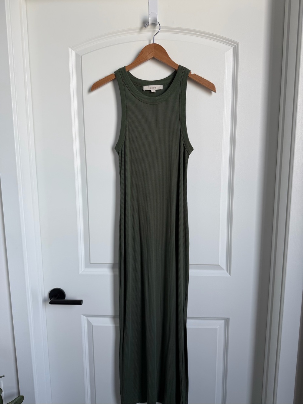LOFT Olive Green Ribbed Sleeveless Maxi Dress